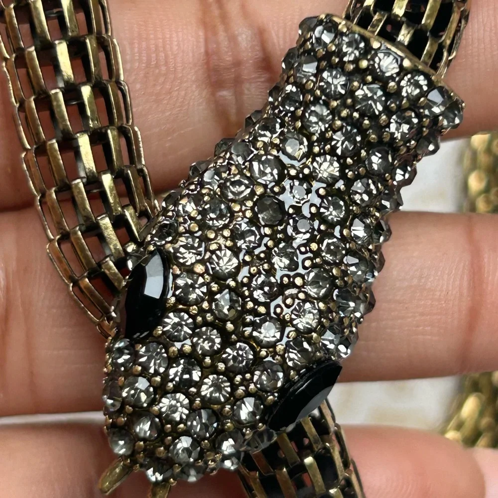 Sneck neckles hym bram ñame